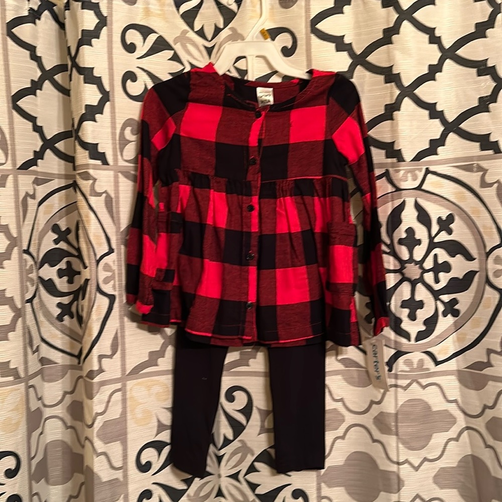 NWT Carter’s two piece set. Black and red flannel.